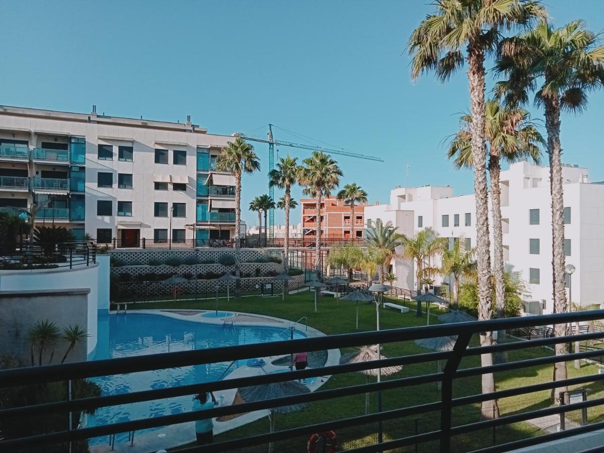 شقة Residencial La Bahia سانتا بولا المظهر الخارجي الصورة